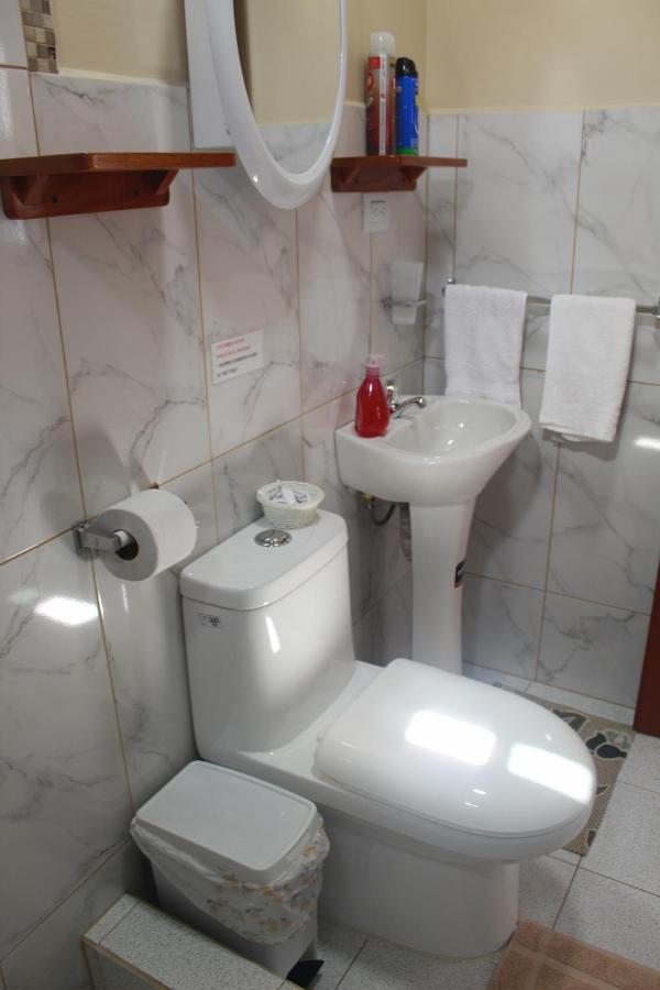 Hostal Romy Пуерто Бакерисо Морено Екстериор снимка