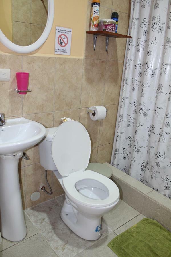 Hostal Romy Пуерто Бакерисо Морено Екстериор снимка